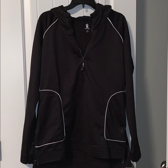 Good American Tops - Good American performance hoodie